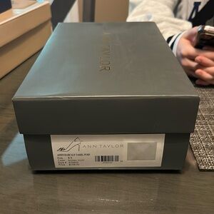 Ann Taylor, Aiden Haircalf Tassel Pump